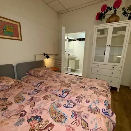 In With Private Garden, Cleaning Included Апартаменты Грунло